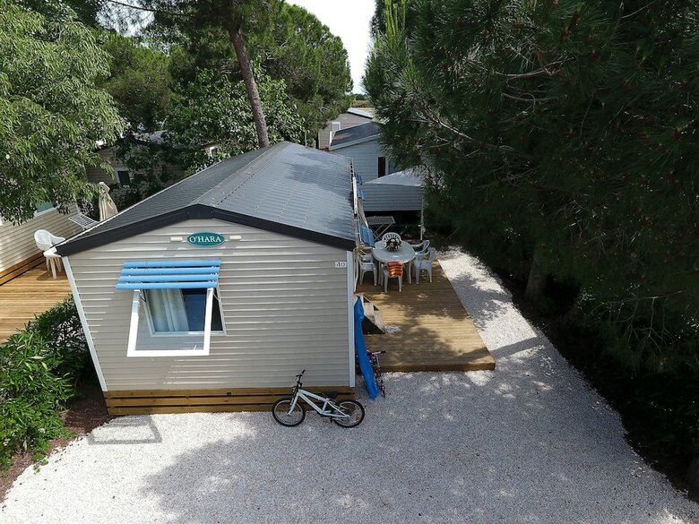 Camping Les Champs Blancs