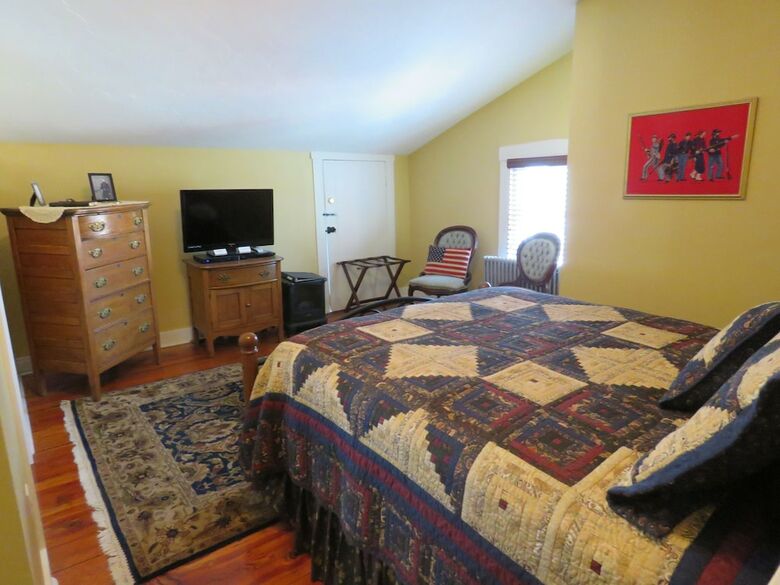 The Swope Manor Bed & Breakfast