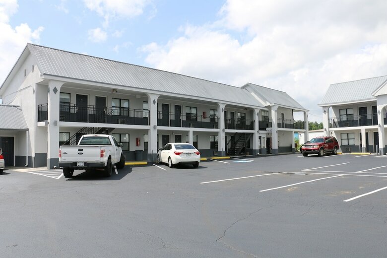 Motel Surestay Hotel By Best Western Calhoun South