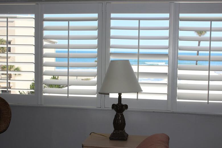 Shoreline Suites & Cabana Cottages
