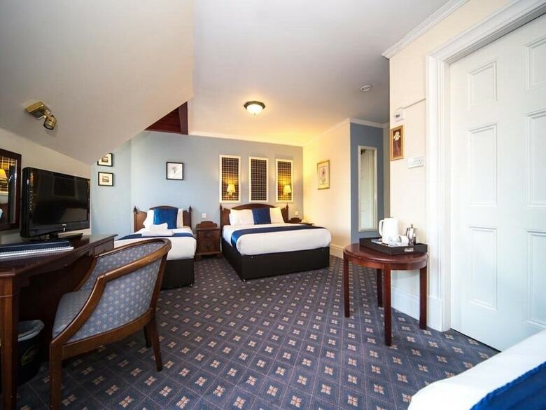 Woodside Hotel