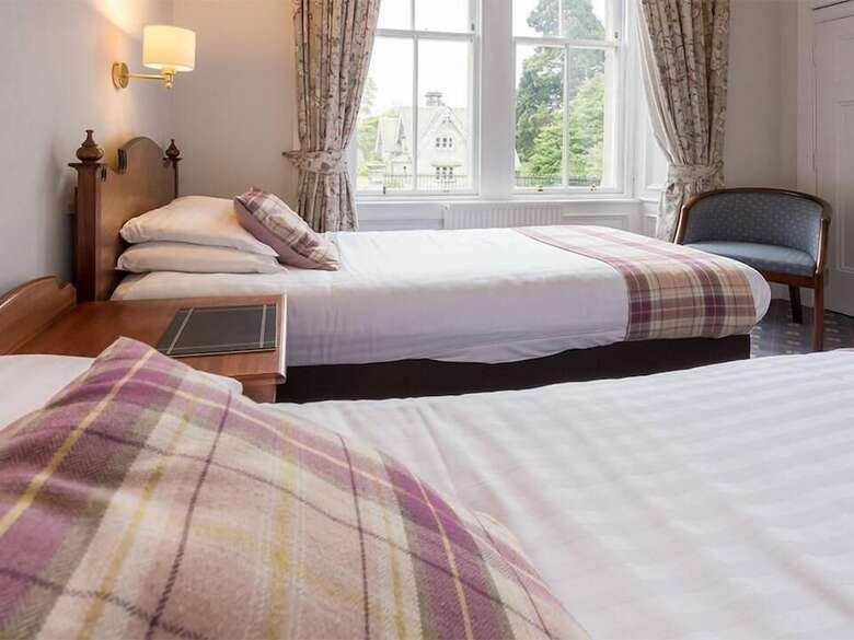 Woodside Hotel