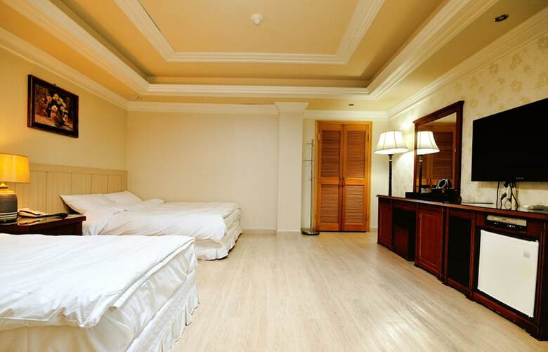 Chambord Hotel