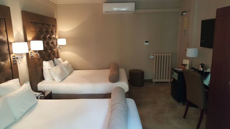Hotel H�tel Saint Cyr Etoile