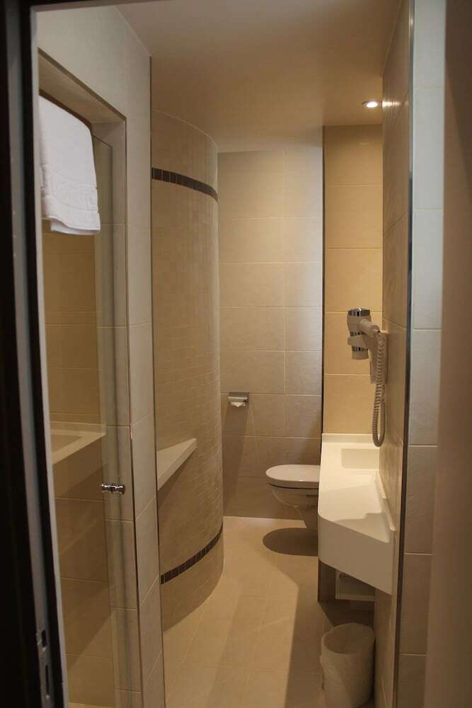 Hotel H�tel Saint Cyr Etoile