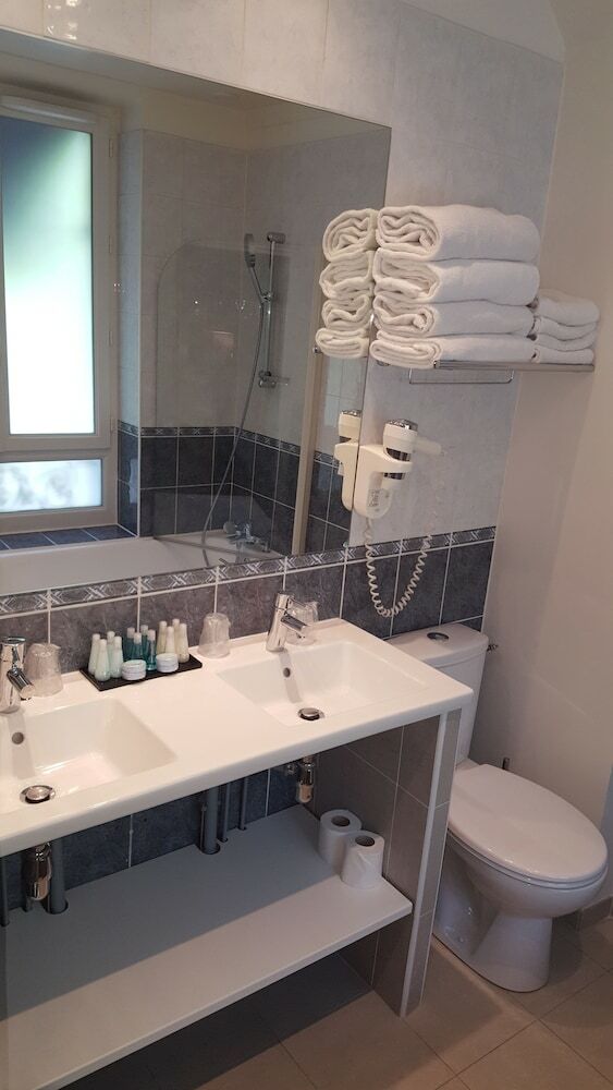 Hotel H�tel Saint Cyr Etoile