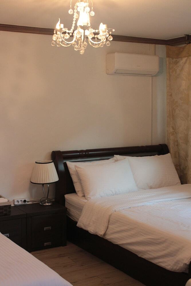 Hotel Big John's Place