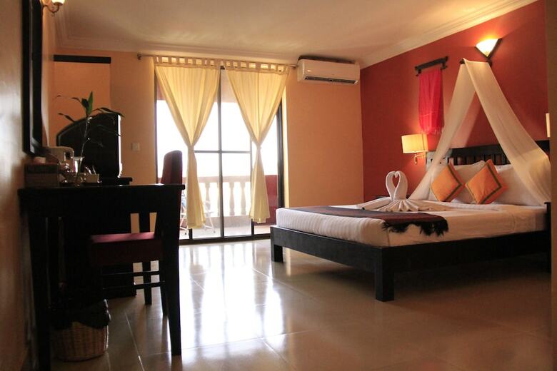 Mekong Angkor Deluxe Hotel