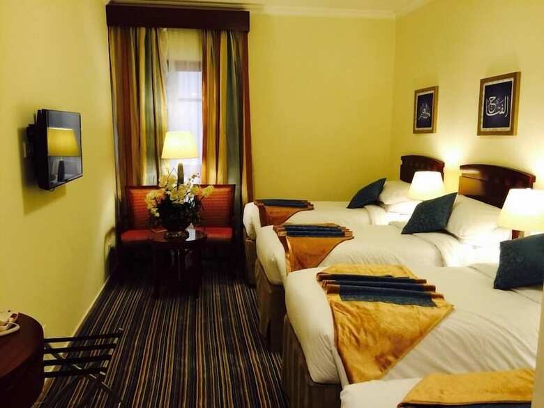 Al Eiman Al Qibla Hotel