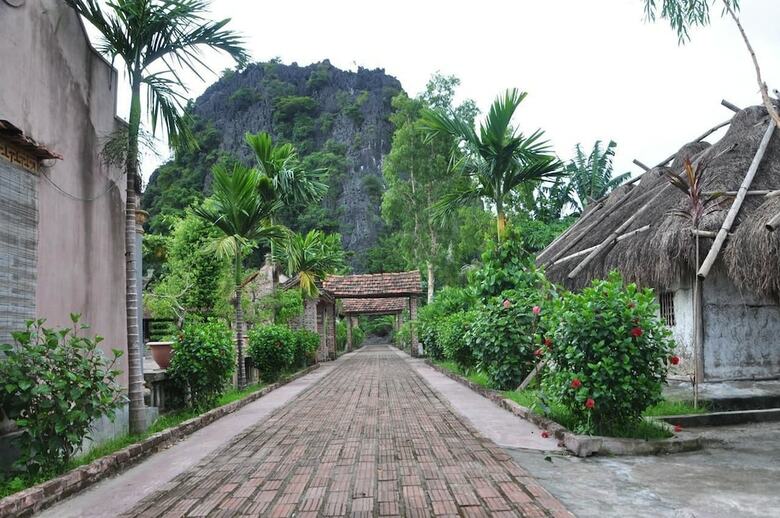 Vietnamese Ancient Village Hotel