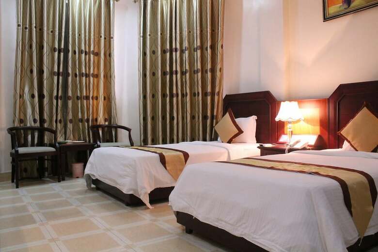 Hung Long Harbour Hotel