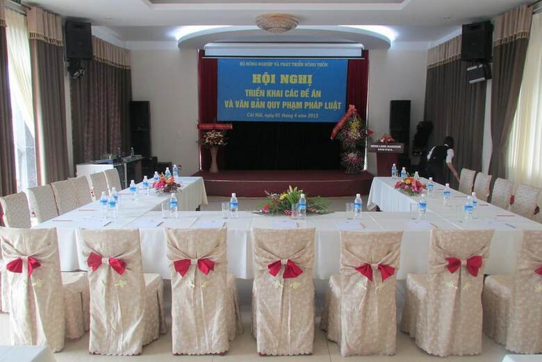 Hung Long Harbour Hotel