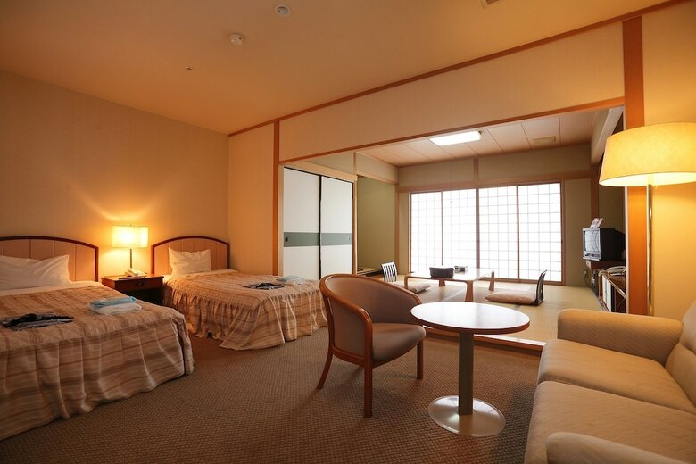 Tamana Onsen Hotel Shirasagi
