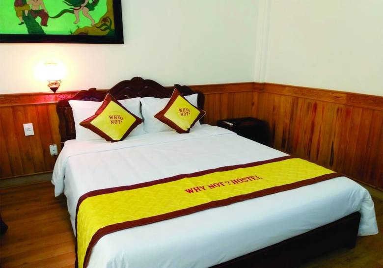 Hostal Why Not Hostel N Bar