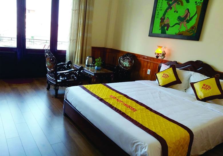 Hostal Why Not Hostel N Bar