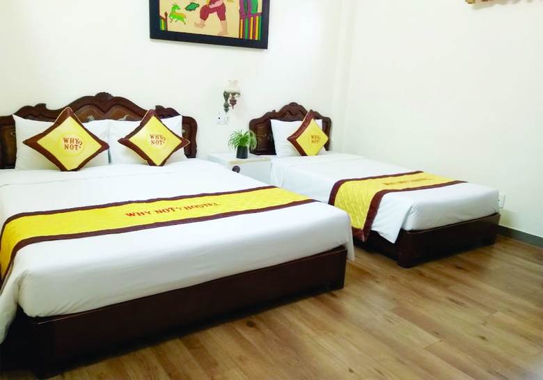 Hostal Why Not Hostel N Bar