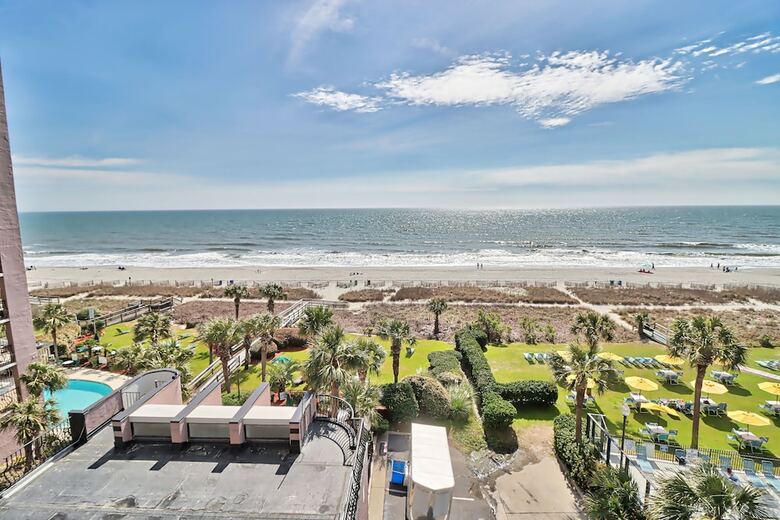 The Palms By Suite At The Beach
