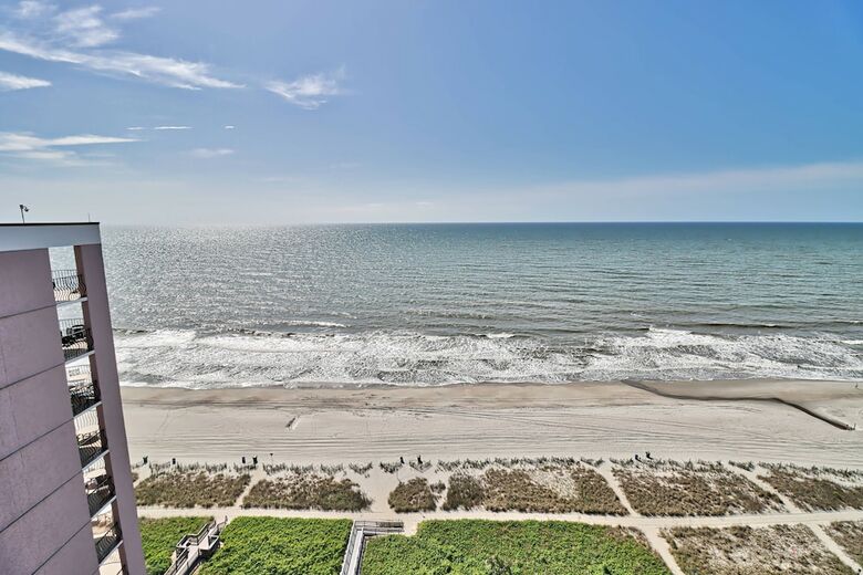 The Palms By Suite At The Beach