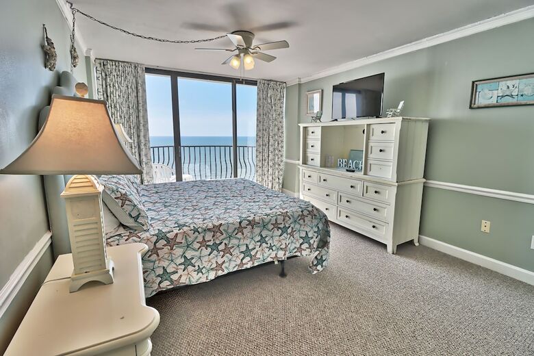The Palms By Suite At The Beach