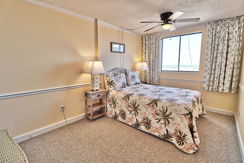 The Palms By Suite At The Beach