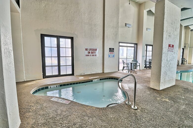 The Palms By Suite At The Beach