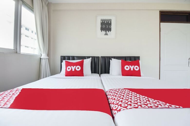 Oyo 537 Na Banglampoo Hotel