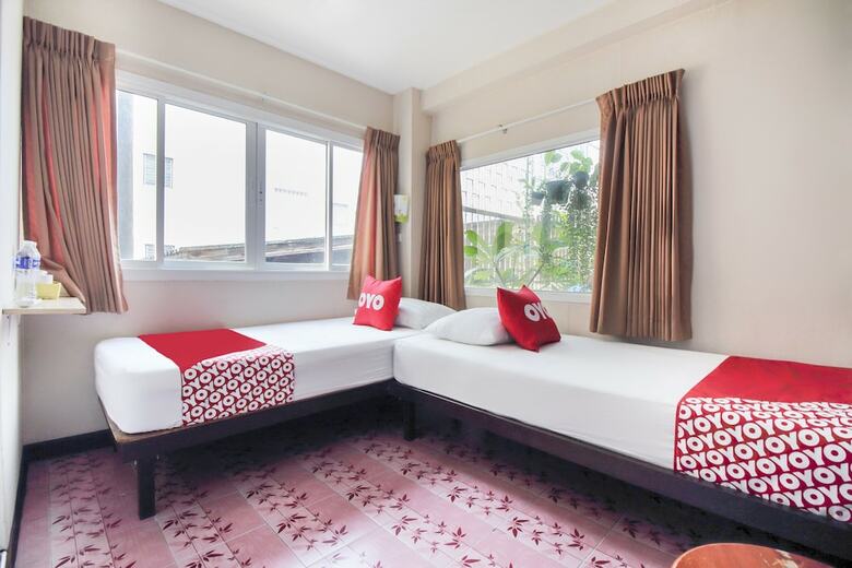 Oyo 537 Na Banglampoo Hotel