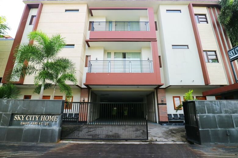 Hotel Sky City Home