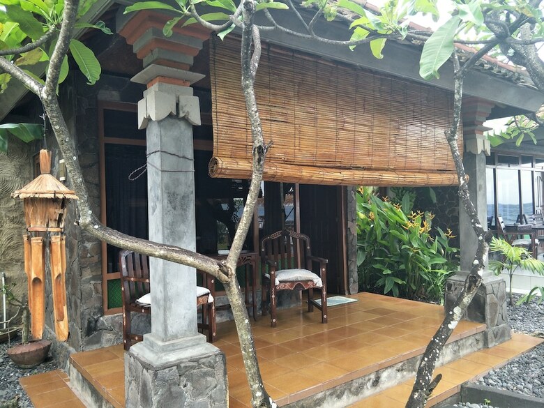 Hotel Temple Cafe & Seaside Cottages