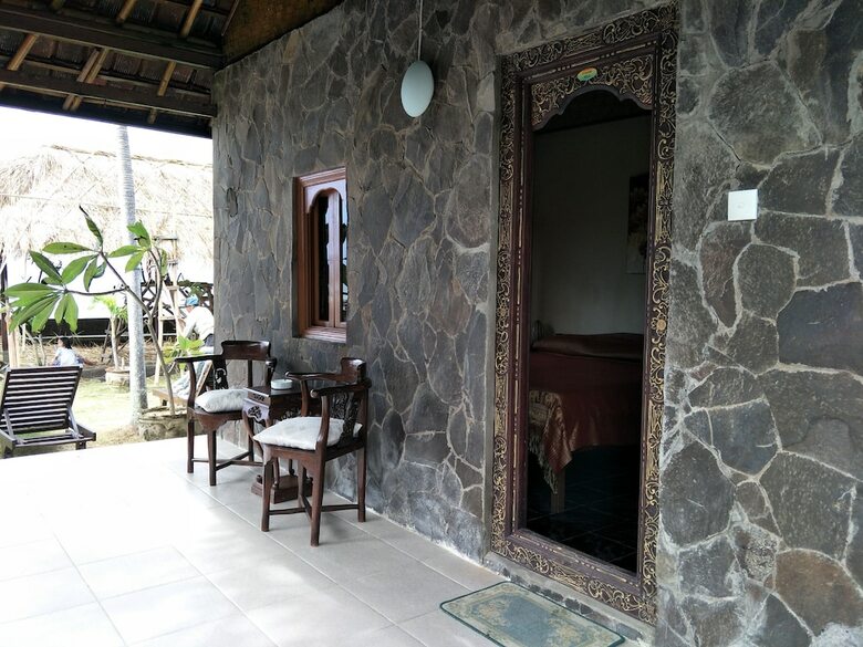 Hotel Temple Cafe & Seaside Cottages