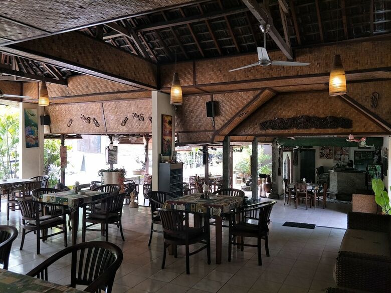 Hotel Temple Cafe & Seaside Cottages