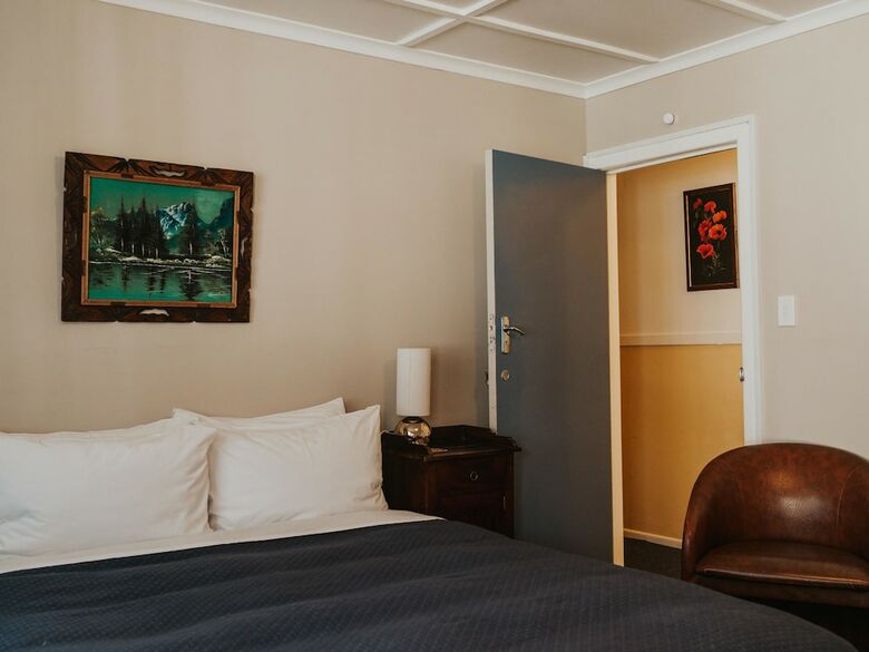 Hotel Tongariro Crossing Lodge