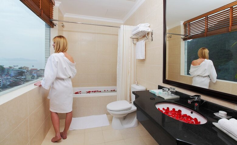 Ha Long Dc Hotel