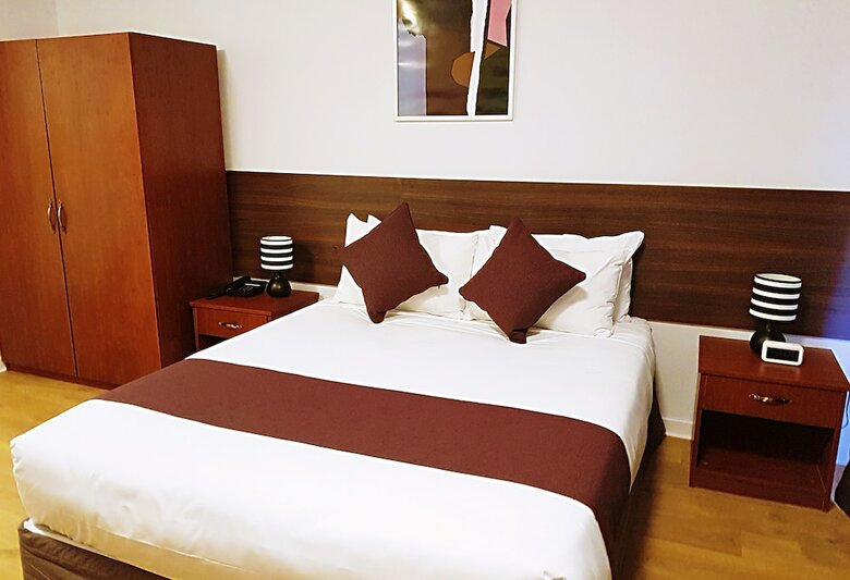 Hotel Airport Garden Inn