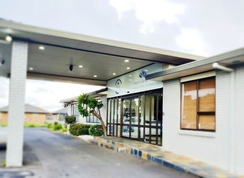 Hotel Airport Garden Inn
