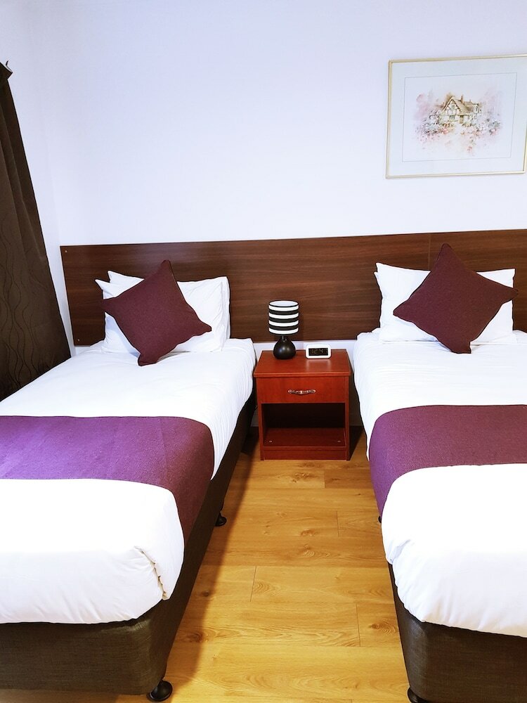 Hotel Airport Garden Inn