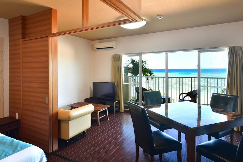 Apartamentos Churaumi On The Beach Motobu