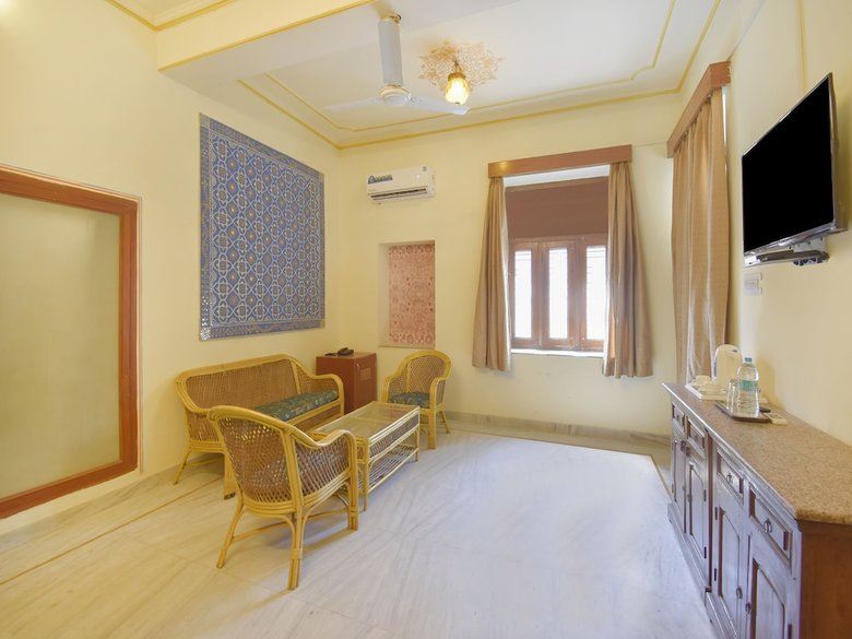 Treebo Trend Hotel Sandhya Shree