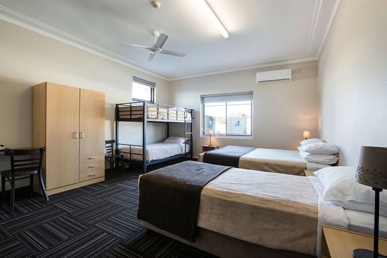 Motel Toongabbie Hotel