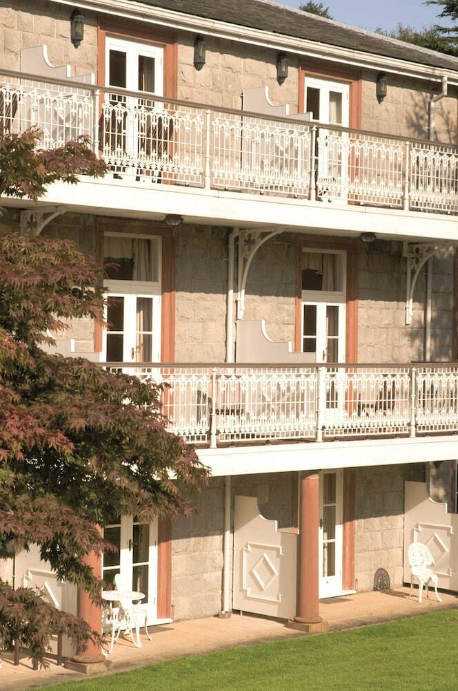 Hotel Macdonald Leeming House