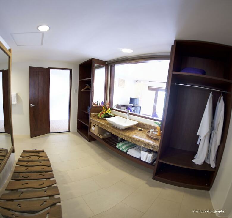 Apartamento Amun Ini Beach Resort & Spa