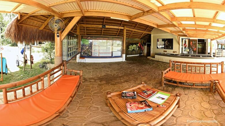 Apartamento Amun Ini Beach Resort & Spa
