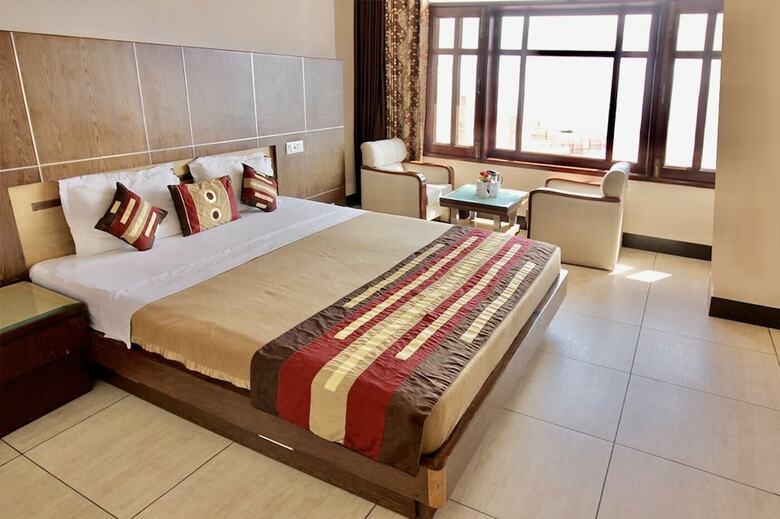Hotel Asian Plaza Dharamshala