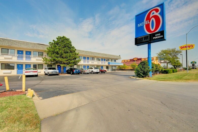 Motel 6 Wichita, Ks