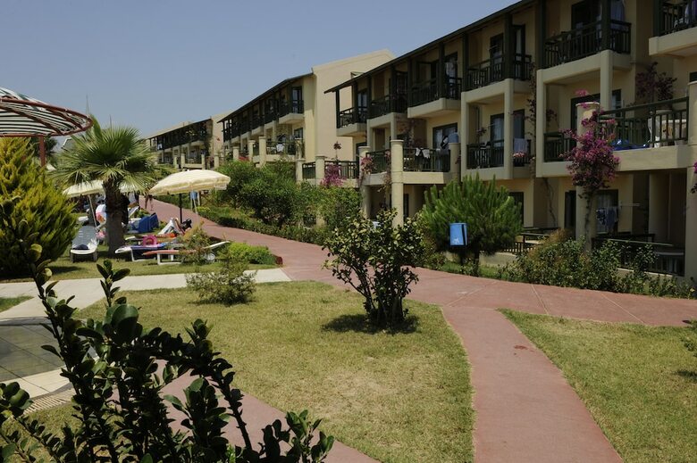 Oz Hotels ?ncekum Beach Resort