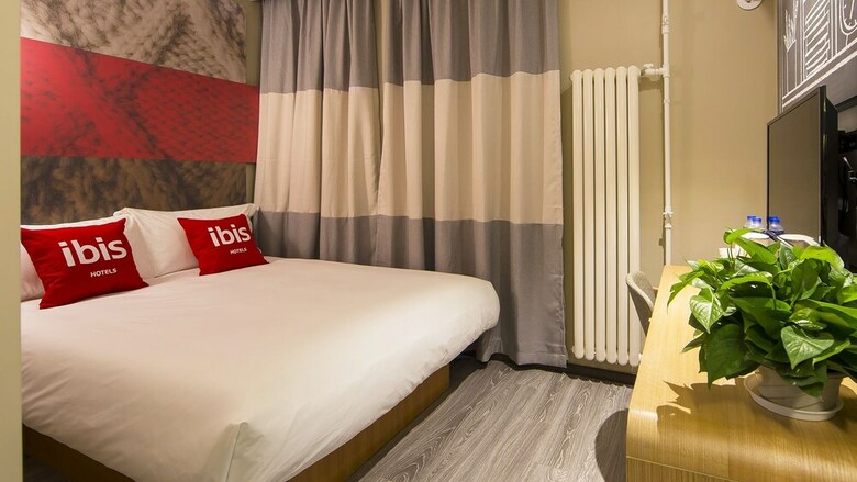 Ibis Beijing Tiantandongmen Metro Station Hotel