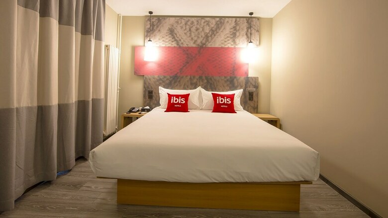 Ibis Beijing Tiantandongmen Metro Station Hotel