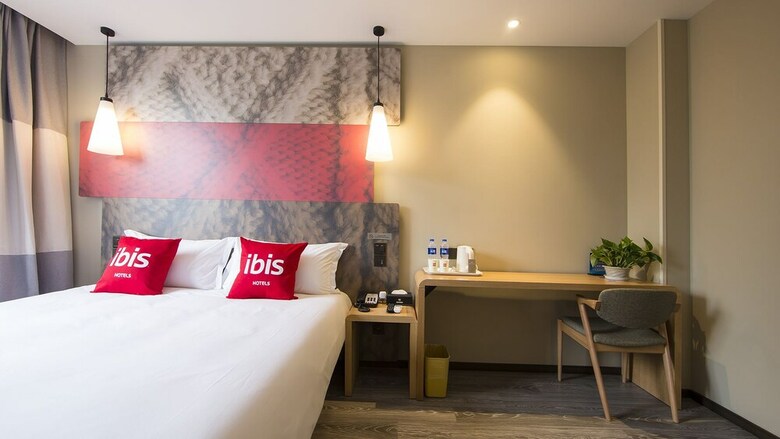 Ibis Beijing Tiantandongmen Metro Station Hotel