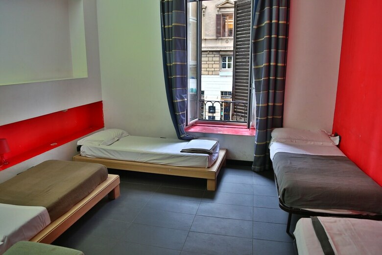 M&j Place Hostel Rome