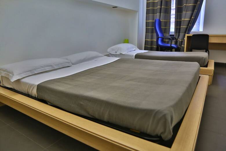 M&j Place Hostel Rome
